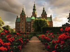 Rosenborg Castle Denmark 1000 biter